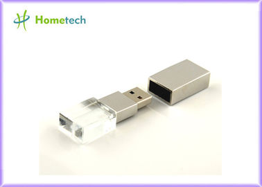 16GB yoruの中の導かれたライトが付いている透明な水晶ハート形Usbのフラッシュ ドライブはengavedロゴを所有します